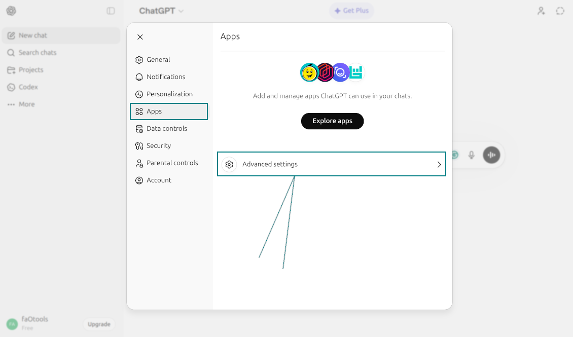 Разделът „Apps“ в настройките на ChatGPT, който показва входната точка „Advanced settings“ за управление на персонализирани интеграции.